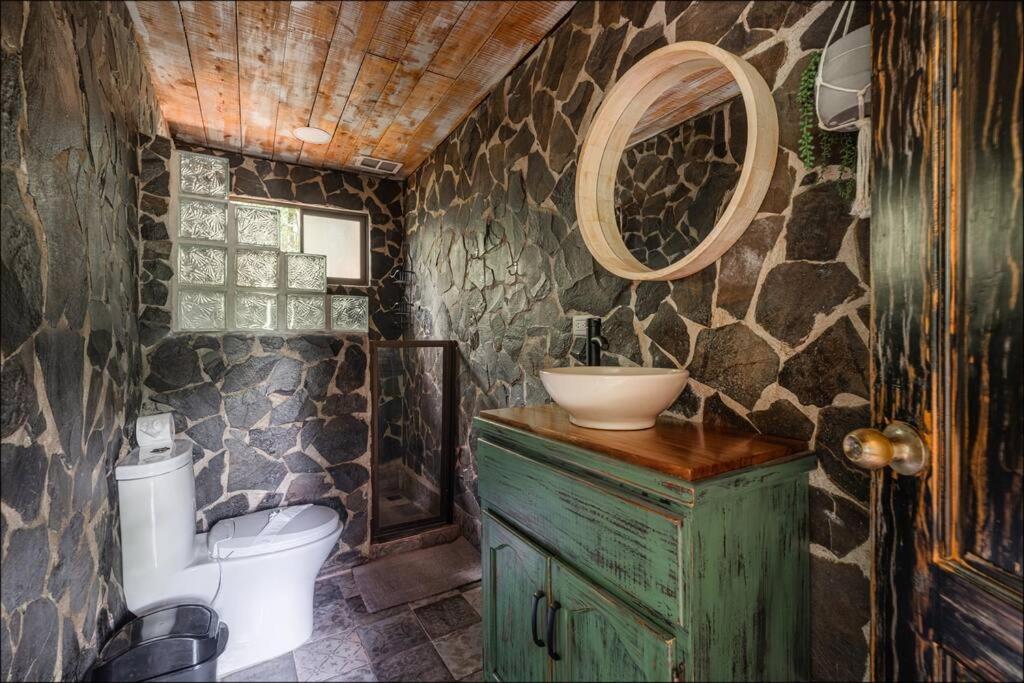 Unicorn Lodge: Direct Riverfront : Unique Experience San Gerardo de Dota Bagian luar foto